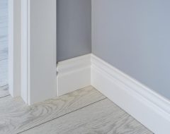 Rodapé de MDF, PVC ou poliestireno: qual escolher?